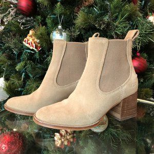 UGG Faye suede heeled chelsea ankle boots/booties